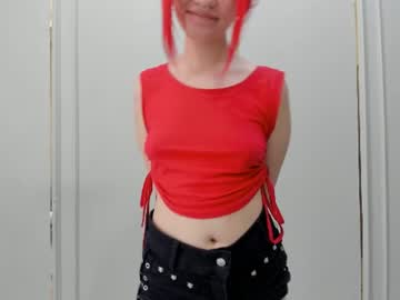yuna_starr