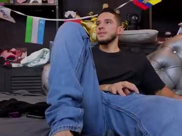 axel_tone