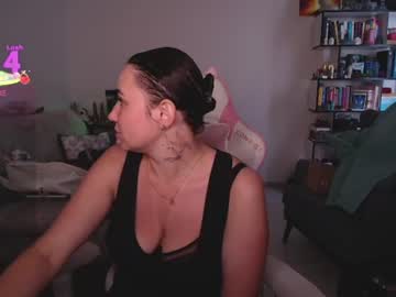 mari_moore7