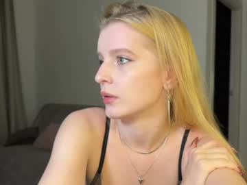nura_foxx