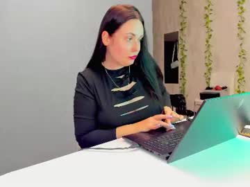 spoiled_lilit