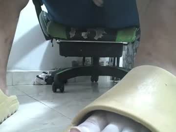 srfindomfeet_