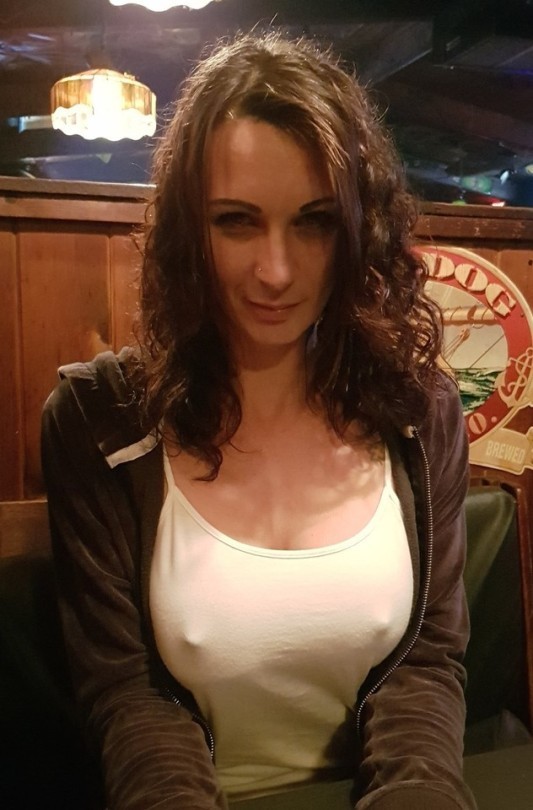 Sitting Across The Table NN mh — 32